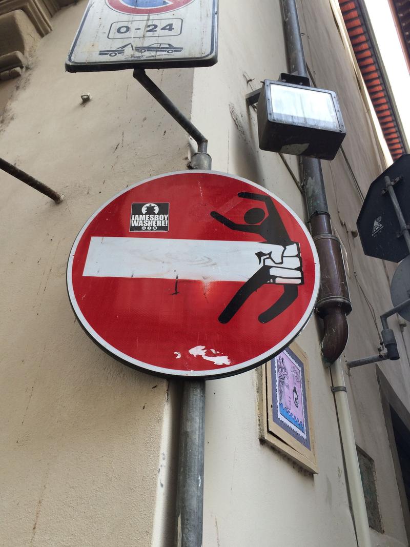 Creative street signage: the grab, Florence, Italy