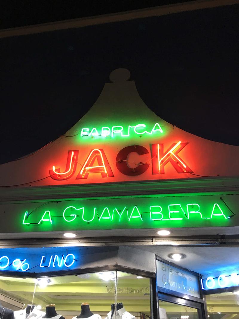 Guayaberas Jack, guayabera retailer, Mérida, Yucatán, Mexico