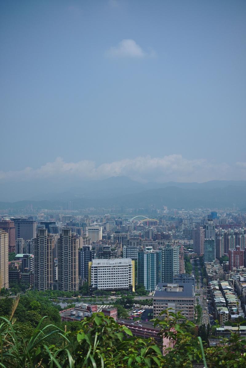 Taipei skyline as viewed from Elephant mountain