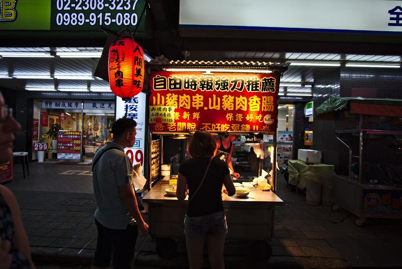 Taipei Tourist night market, Taipei, Taiwan – Taipei Walking Tours